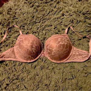 Victoria's Secret Lace Push-Up Bra - Blush Pink - Size 36D New With Tags